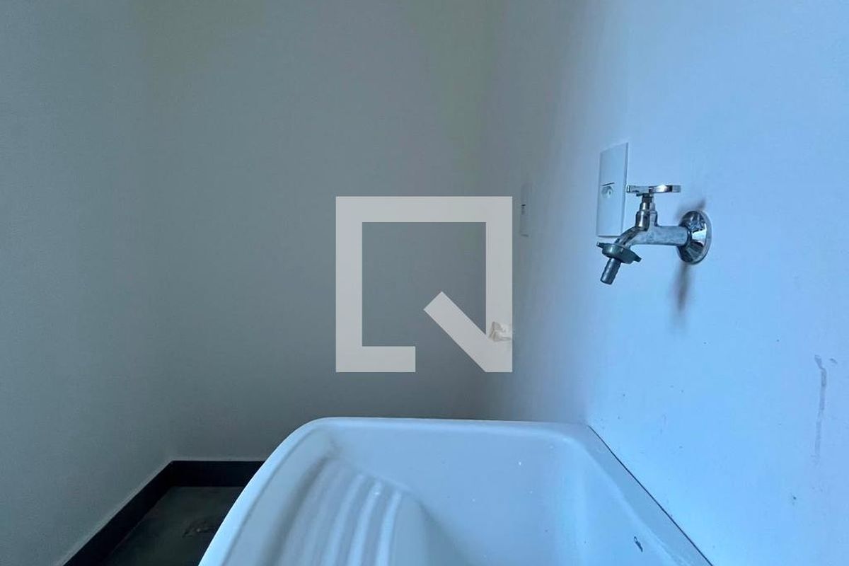 Casa à Venda - Mansões Santo Antônio, 3 Quartos,  168 m2 em , Campinas - sp | SoloBR
