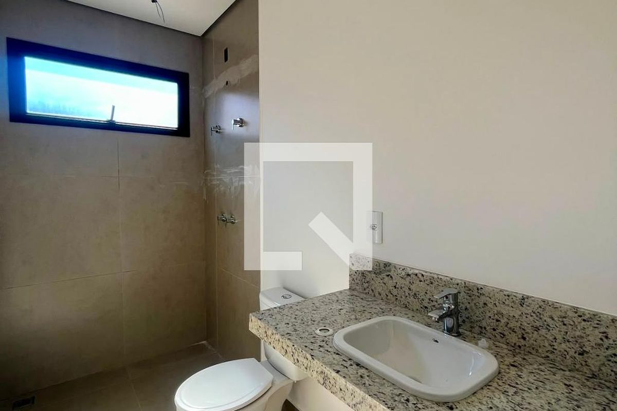 Casa à Venda - Mansões Santo Antônio, 3 Quartos,  168 m2 em , Campinas - sp | SoloBR