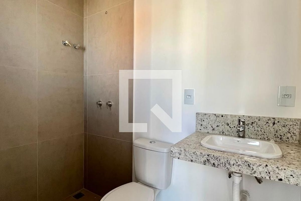 Casa à Venda - Mansões Santo Antônio, 3 Quartos,  168 m2 em , Campinas - sp | SoloBR
