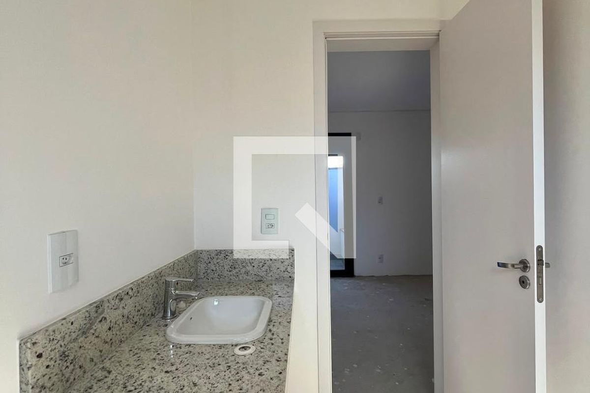 Casa à Venda - Mansões Santo Antônio, 3 Quartos,  168 m2 em , Campinas - sp | SoloBR