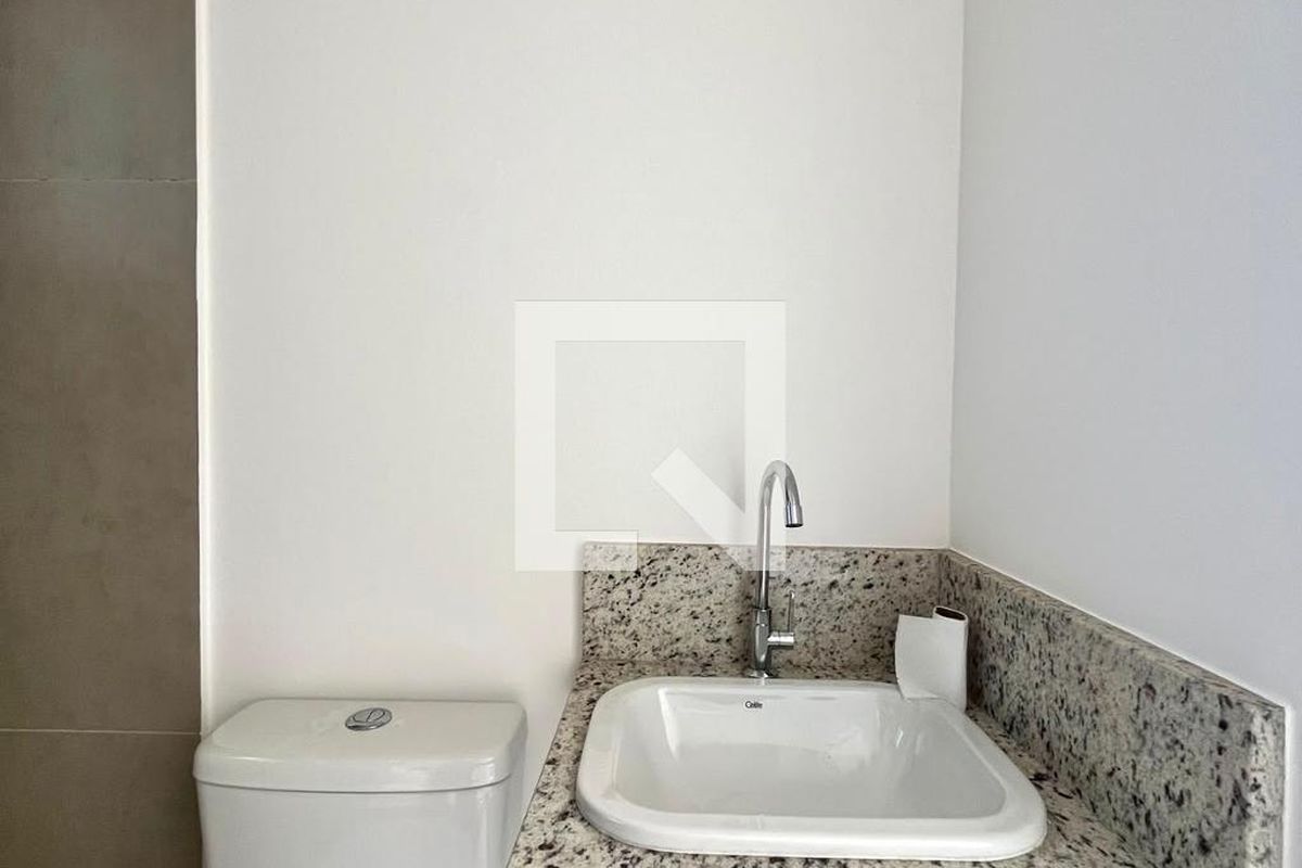 Casa à Venda - Mansões Santo Antônio, 3 Quartos,  168 m2 em , Campinas - sp | SoloBR
