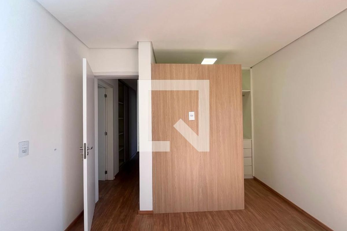 Casa à Venda - Mansões Santo Antônio, 3 Quartos,  168 m2 em , Campinas - sp | SoloBR