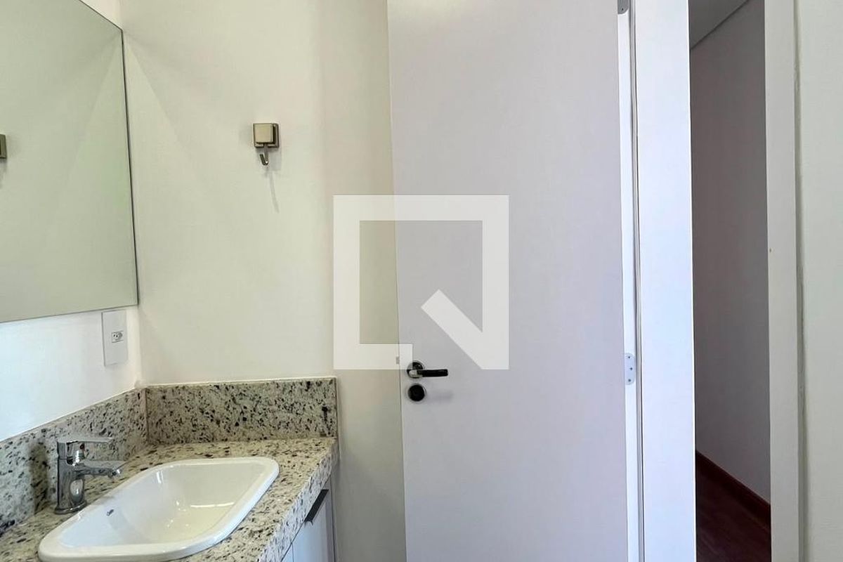 Casa à Venda - Mansões Santo Antônio, 3 Quartos,  168 m2 em , Campinas - sp | SoloBR