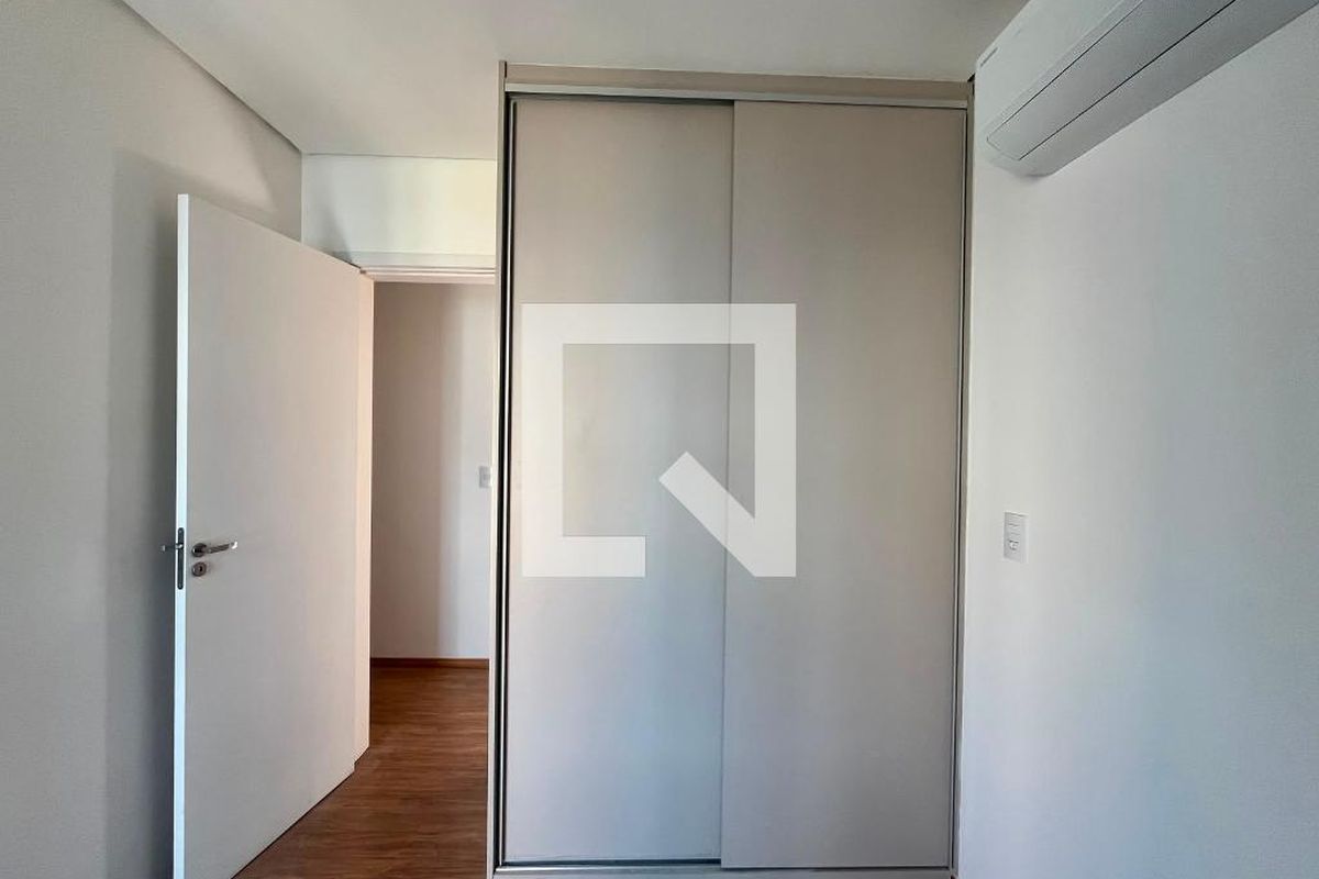 Casa à Venda - Mansões Santo Antônio, 3 Quartos,  168 m2 em , Campinas - sp | SoloBR