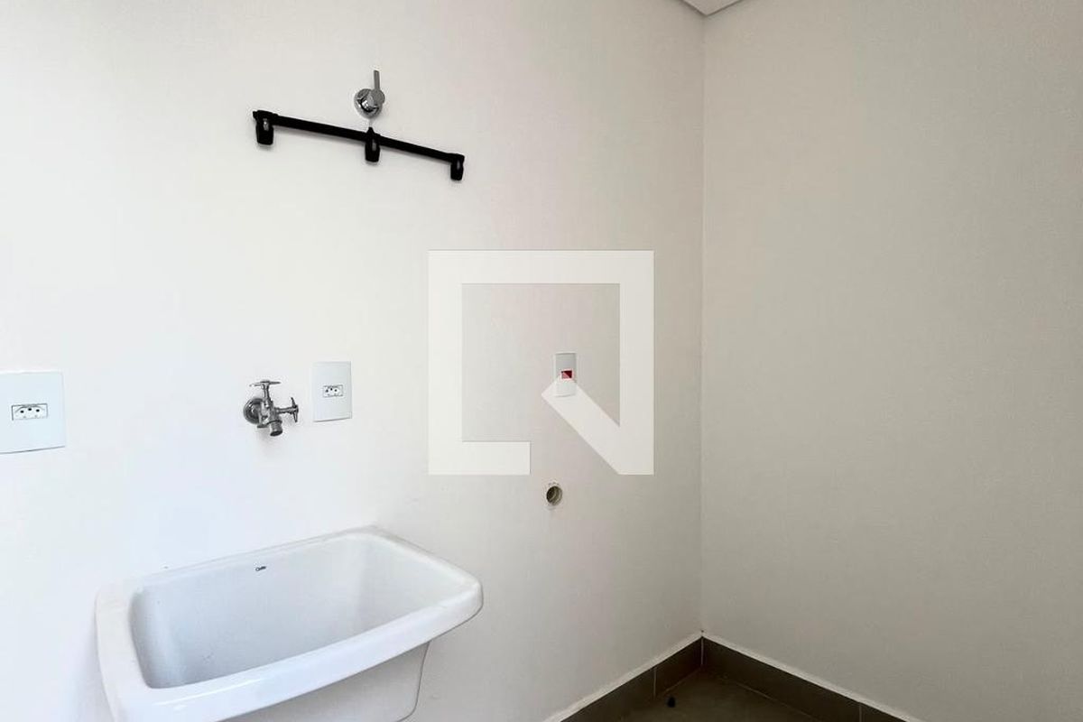Casa à Venda - Mansões Santo Antônio, 3 Quartos,  168 m2 em , Campinas - sp | SoloBR
