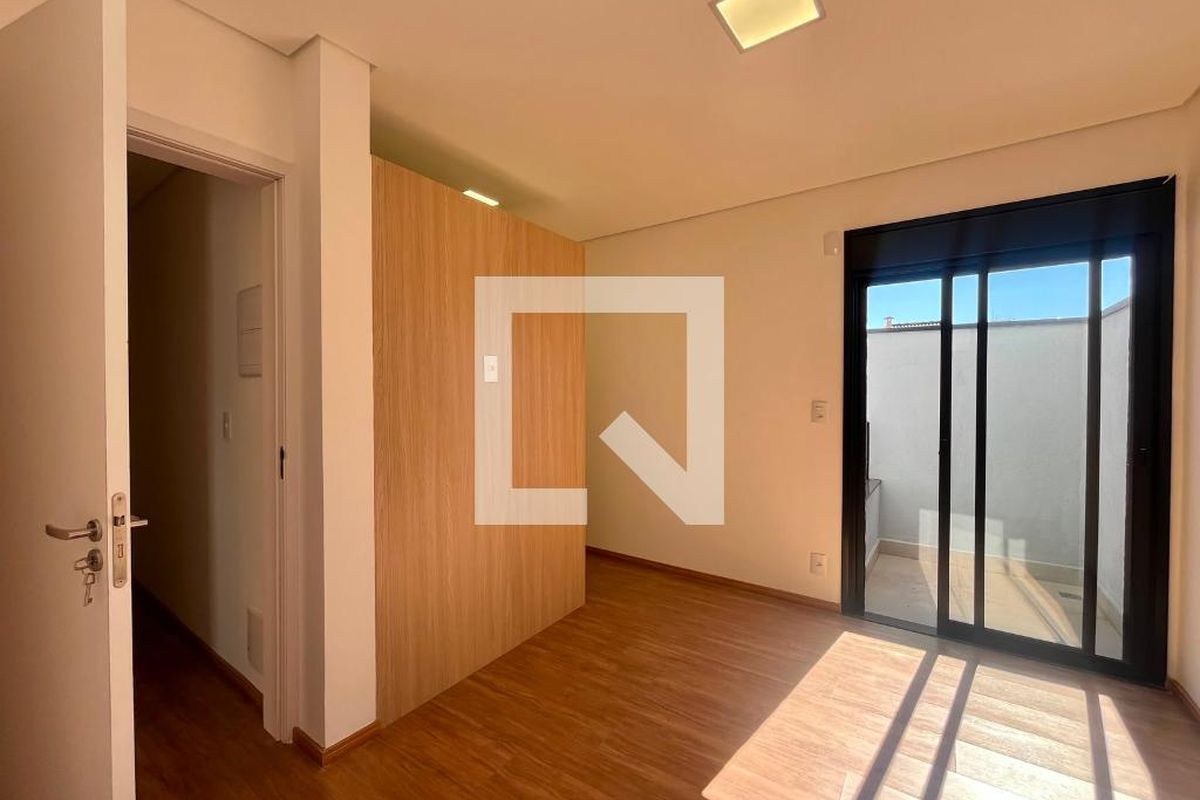 Casa à Venda - Mansões Santo Antônio, 3 Quartos,  168 m2 em , Campinas - sp | SoloBR
