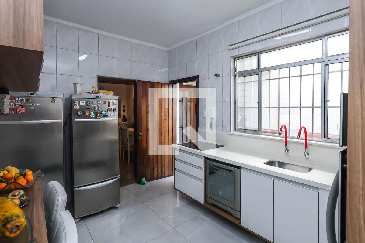 Casa, 3 quartos, 200 m² - Foto 31