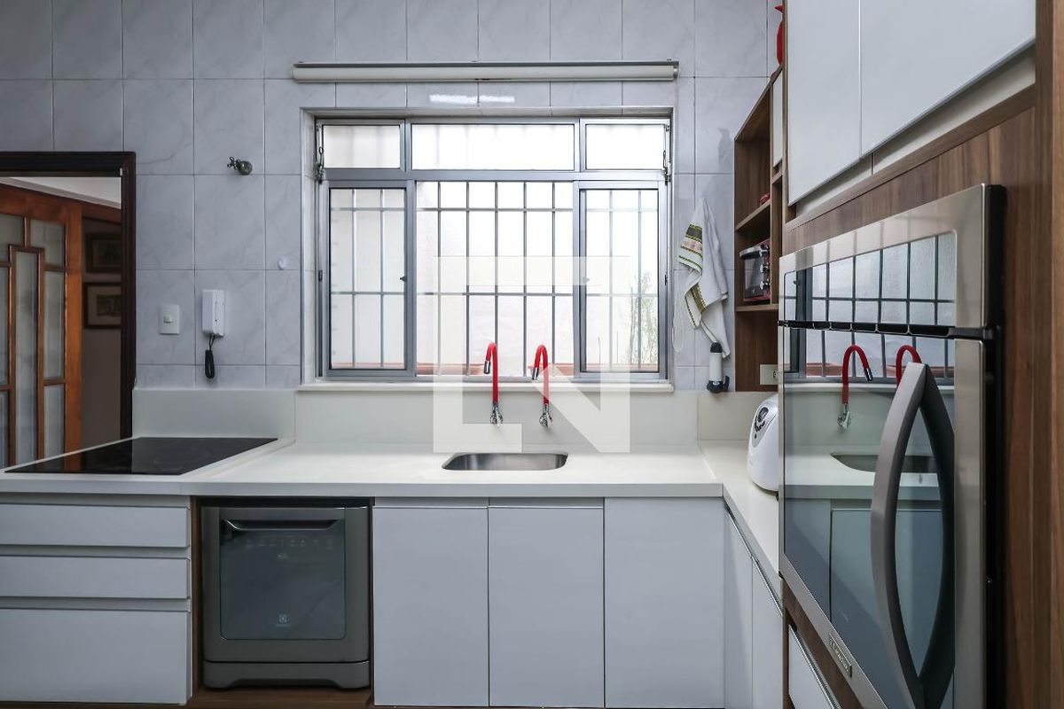 Casa, 3 quartos, 200 m² - Foto 34