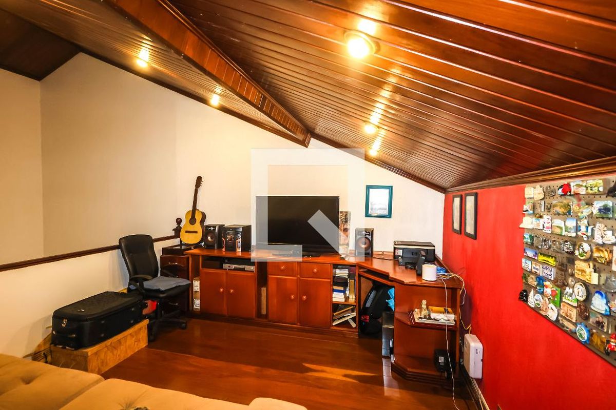 Casa, 3 quartos, 200 m² - Foto 6