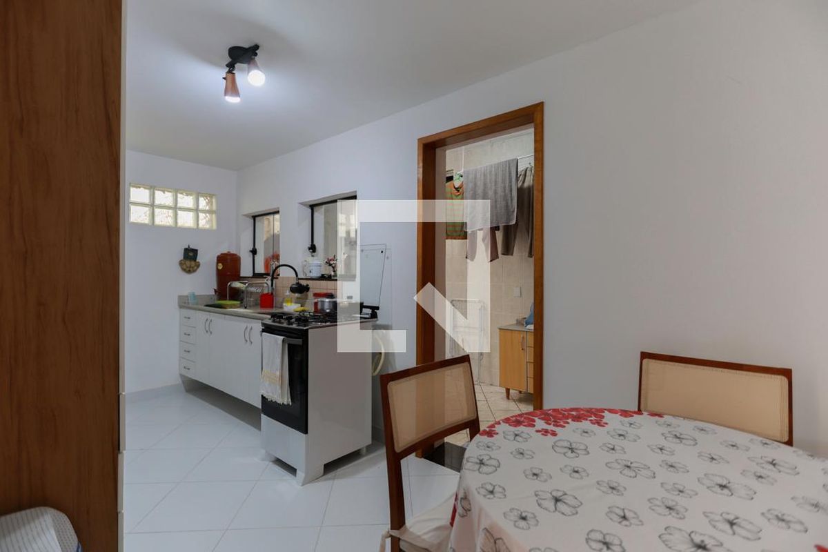 Casa, 2 quartos, 150 m² - Foto 17