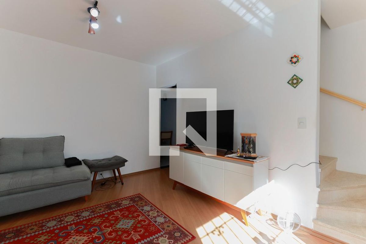 Casa, 2 quartos, 150 m² - Foto 1