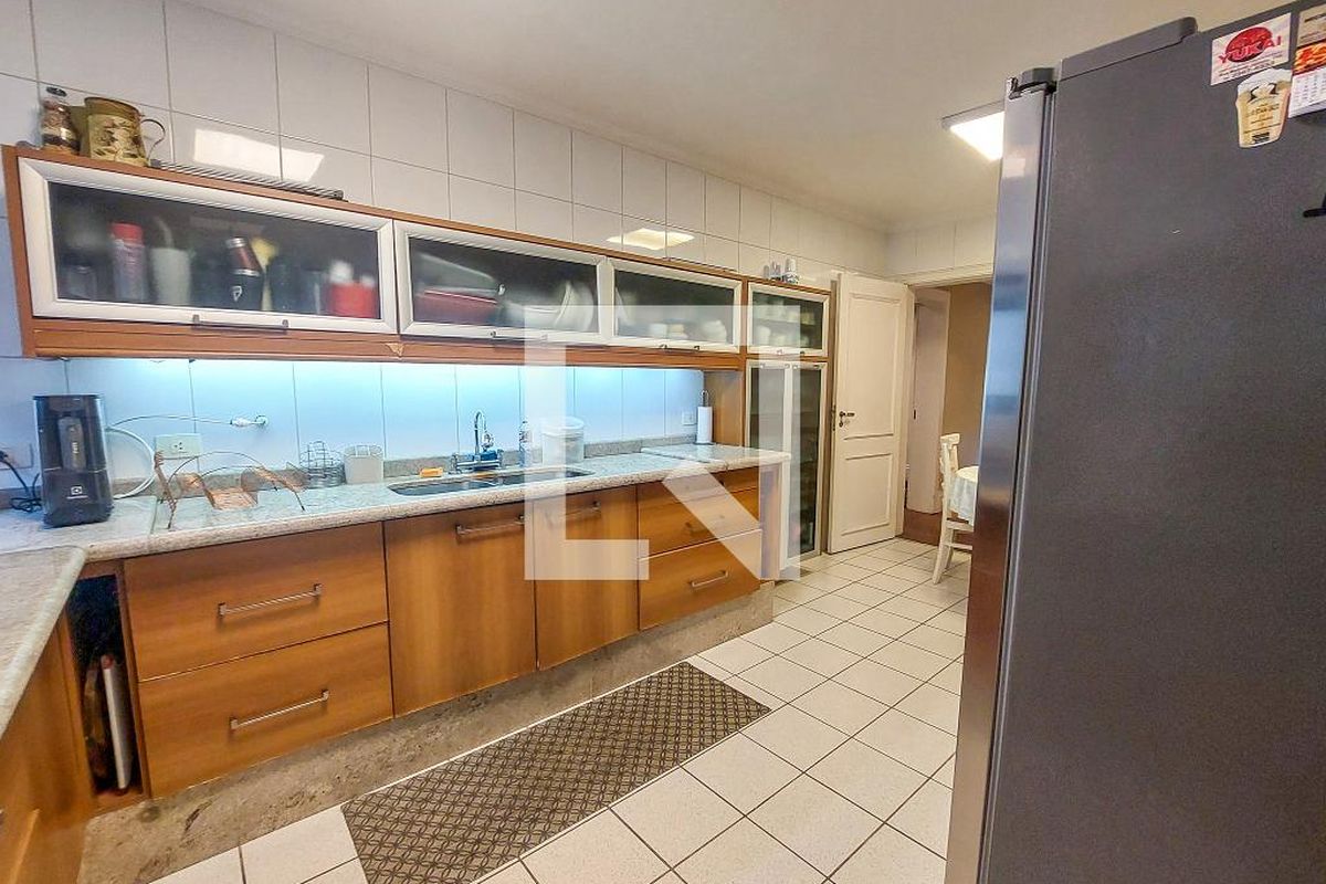 Apartamento, 4 quartos, 185 m² - Foto 35