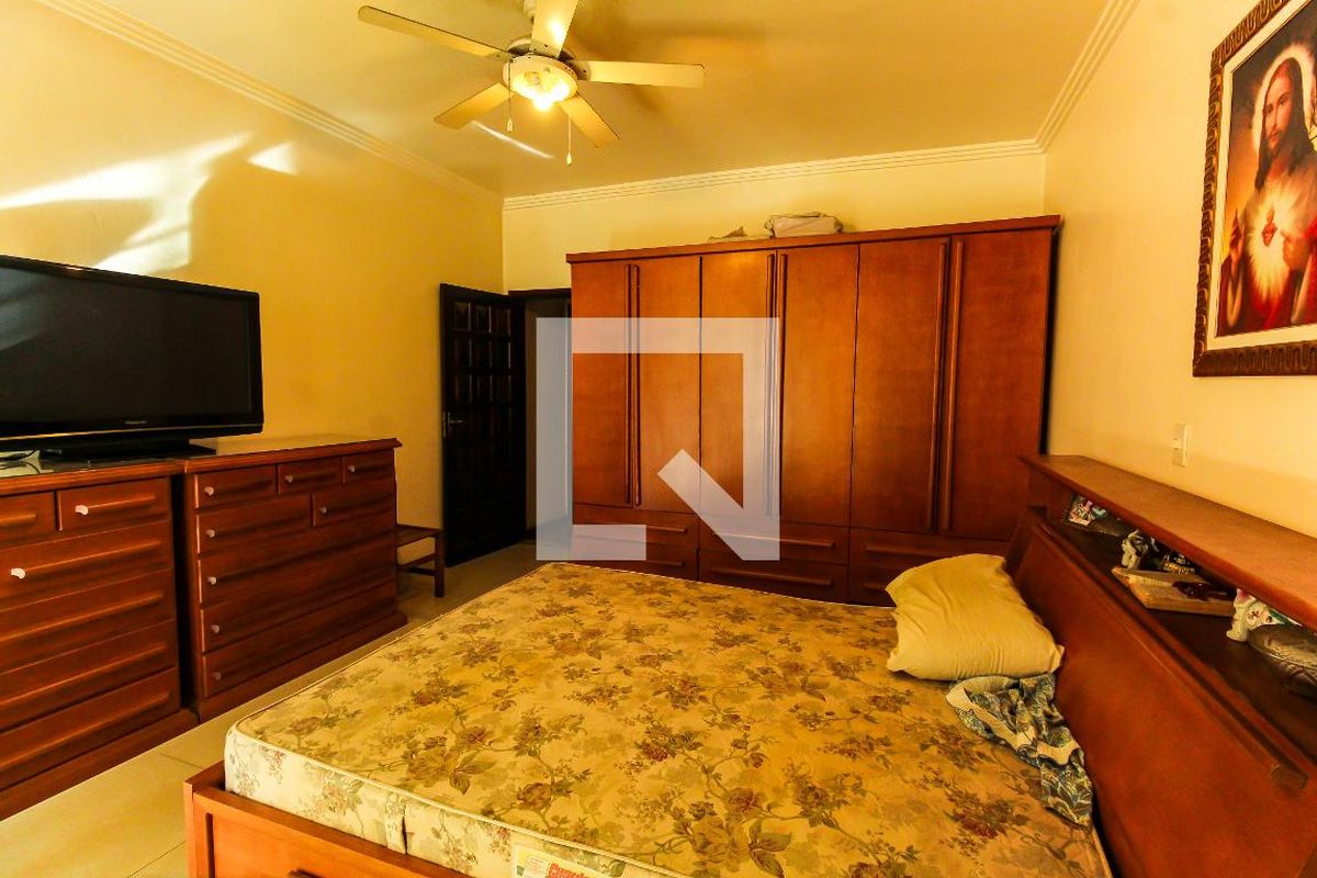 Casa, 3 quartos, 292 m² - Foto 8