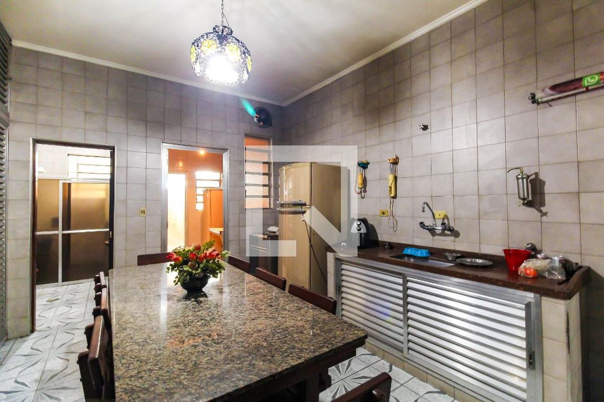 Casa, 3 quartos, 292 m² - Foto 32
