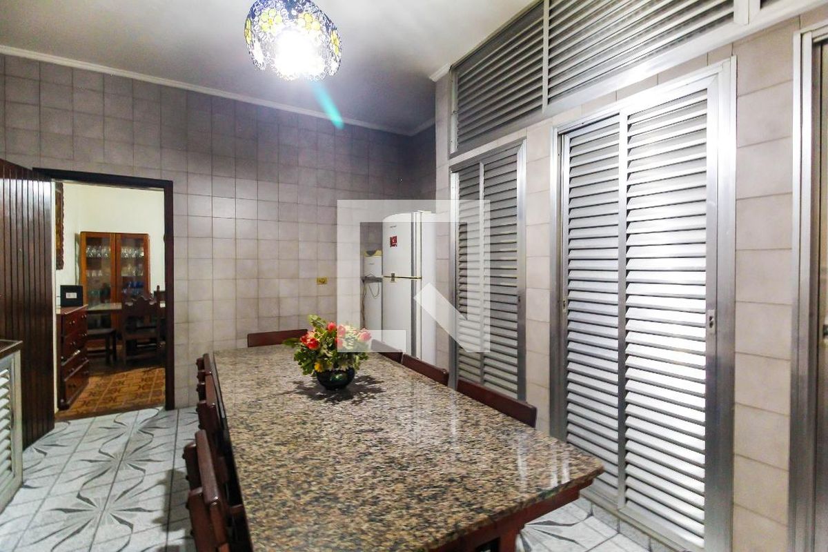 Casa, 3 quartos, 292 m² - Foto 31