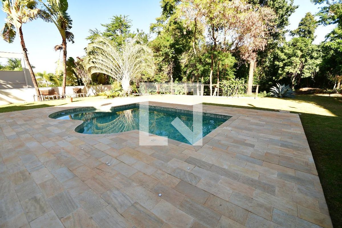 Casa à Venda - Lot. Alphaville Campinas, 4 Quartos,  500 m2 em , Campinas - sp | SoloBR