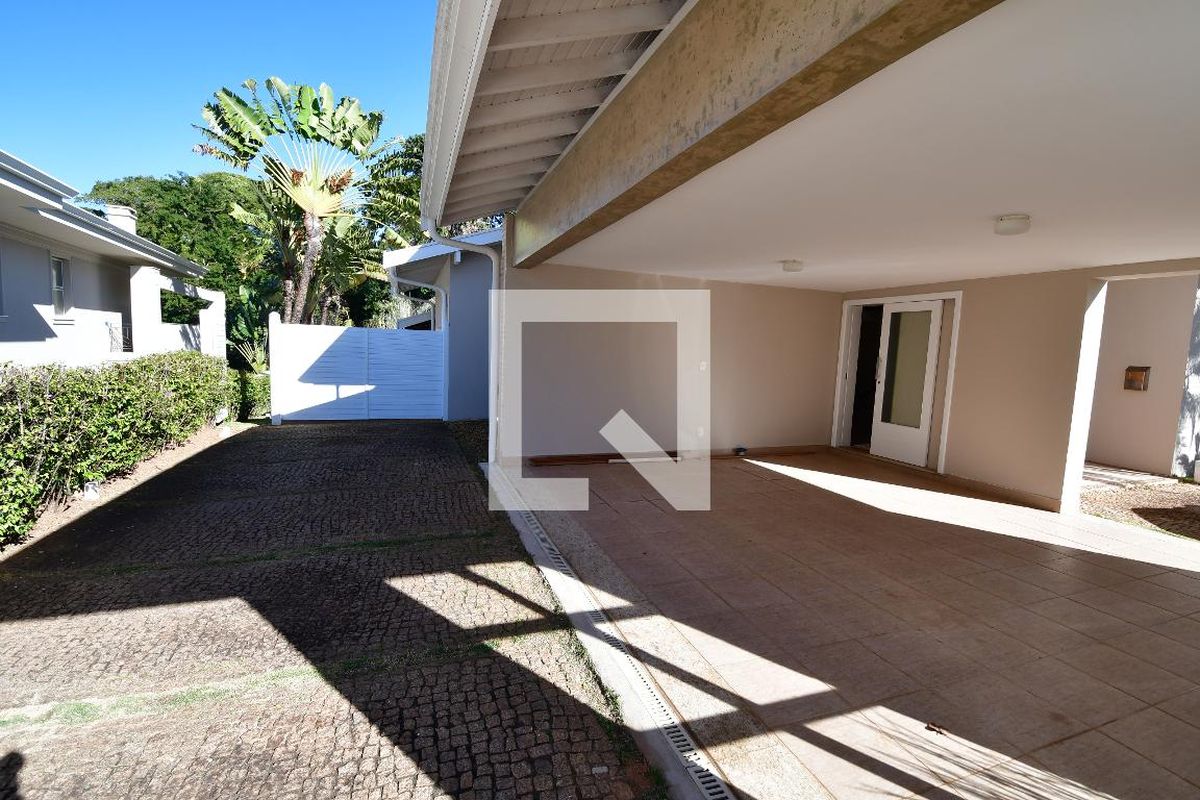 Casa à Venda - Lot. Alphaville Campinas, 4 Quartos,  500 m2 em , Campinas - sp | SoloBR
