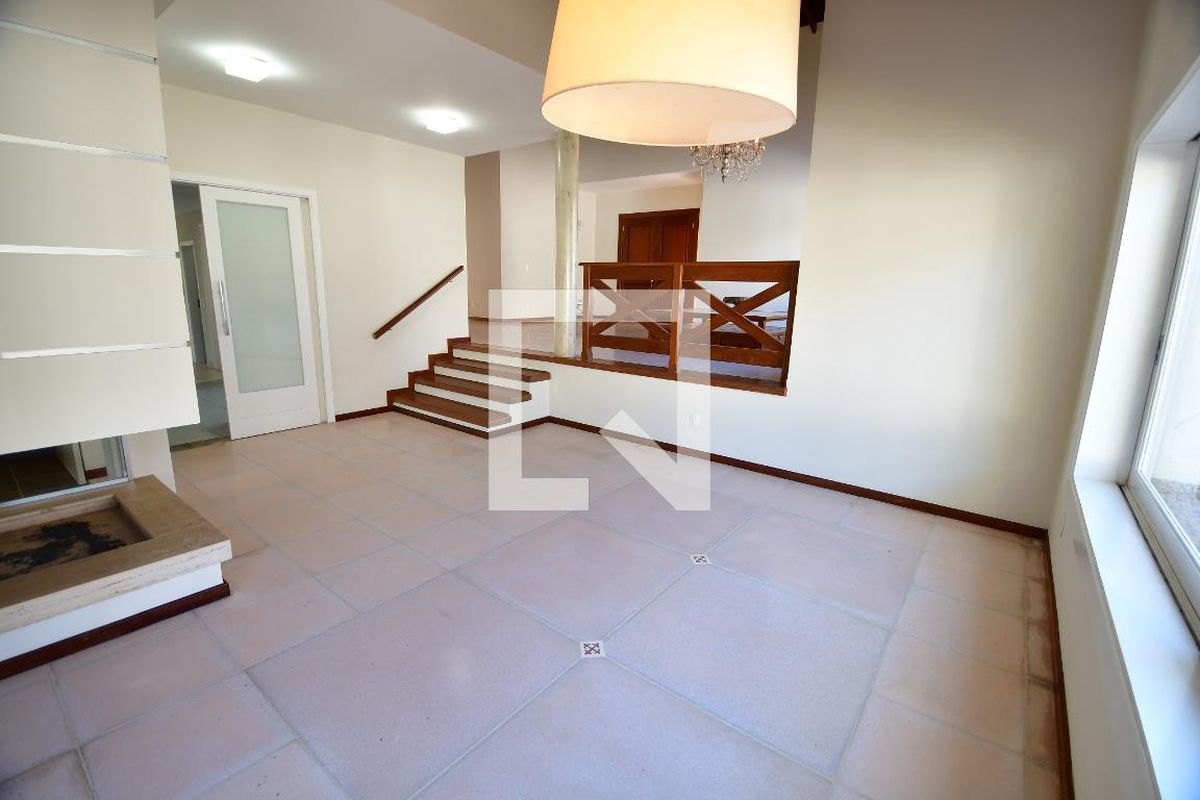 Casa à Venda - Lot. Alphaville Campinas, 4 Quartos,  500 m2 em , Campinas - sp | SoloBR