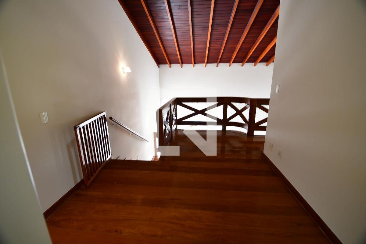 Casa à Venda - Lot. Alphaville Campinas, 4 Quartos,  500 m2 em , Campinas - sp | SoloBR