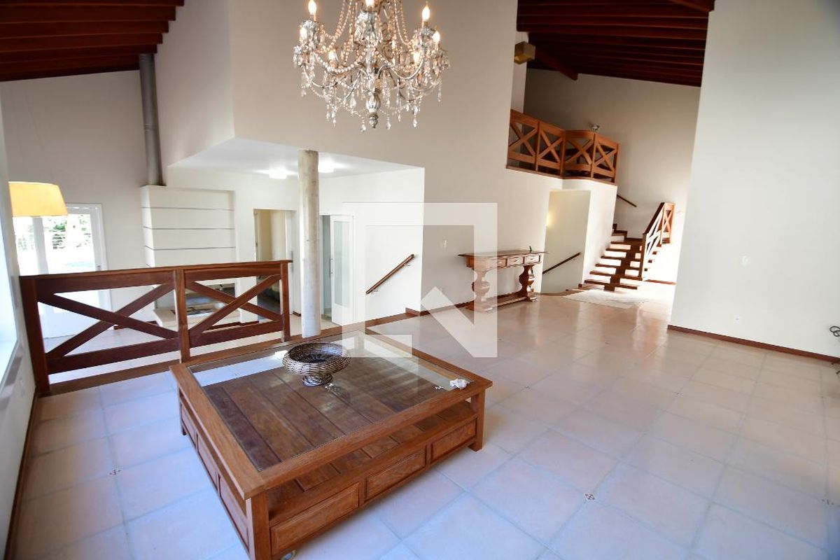 Casa à Venda - Lot. Alphaville Campinas, 4 Quartos,  500 m2 em , Campinas - sp | SoloBR