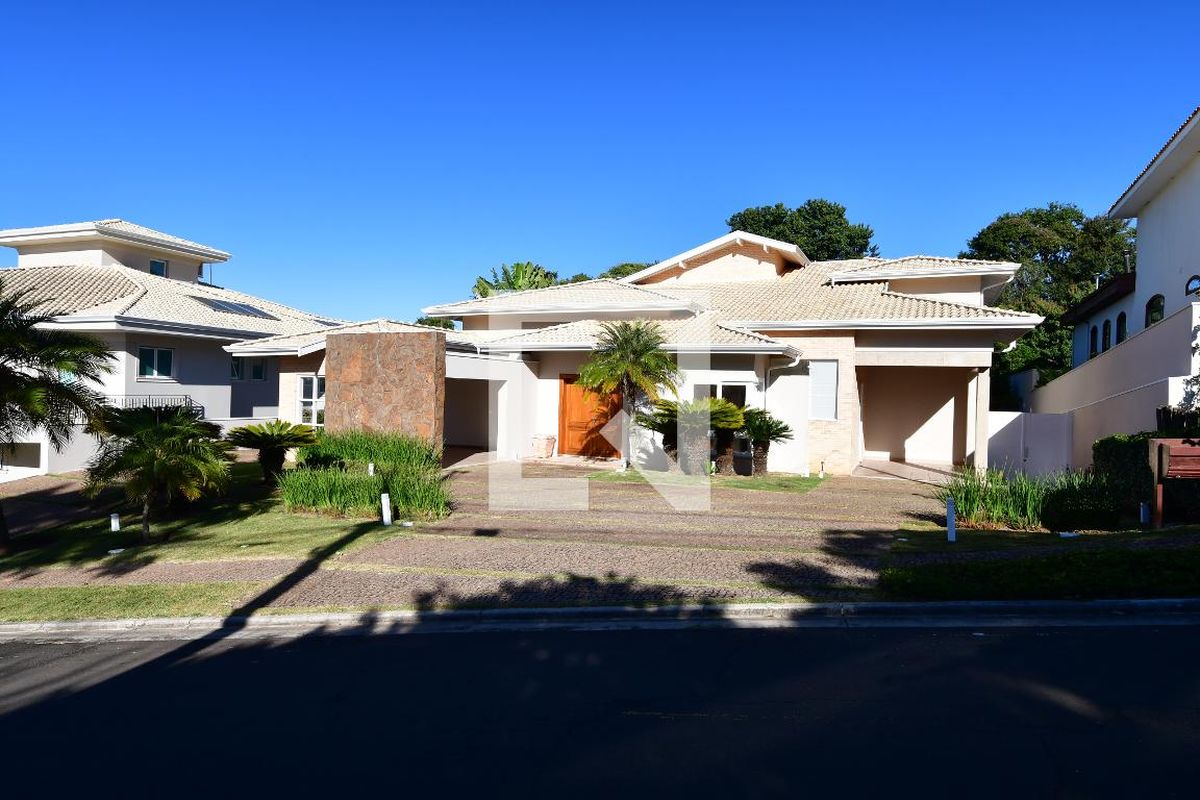 Casa à Venda - Lot. Alphaville Campinas, 4 Quartos,  500 m2 em , Campinas - sp | SoloBR