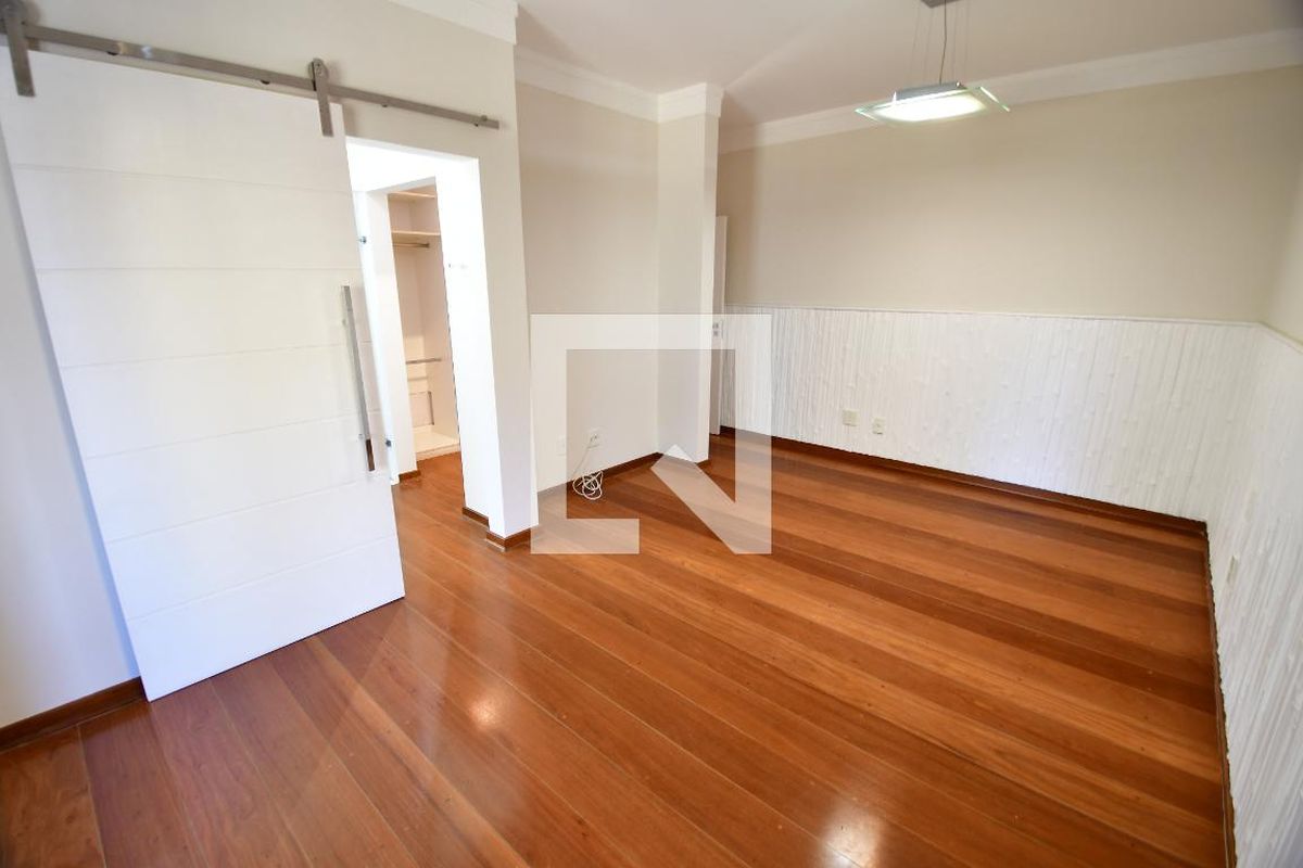 Casa à Venda - Lot. Alphaville Campinas, 4 Quartos,  500 m2 em , Campinas - sp | SoloBR