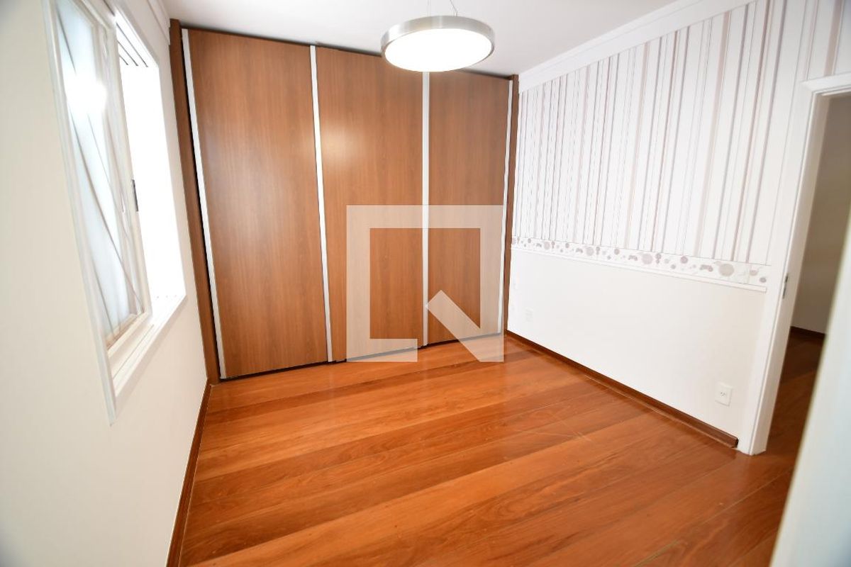 Casa à Venda - Lot. Alphaville Campinas, 4 Quartos,  500 m2 em , Campinas - sp | SoloBR