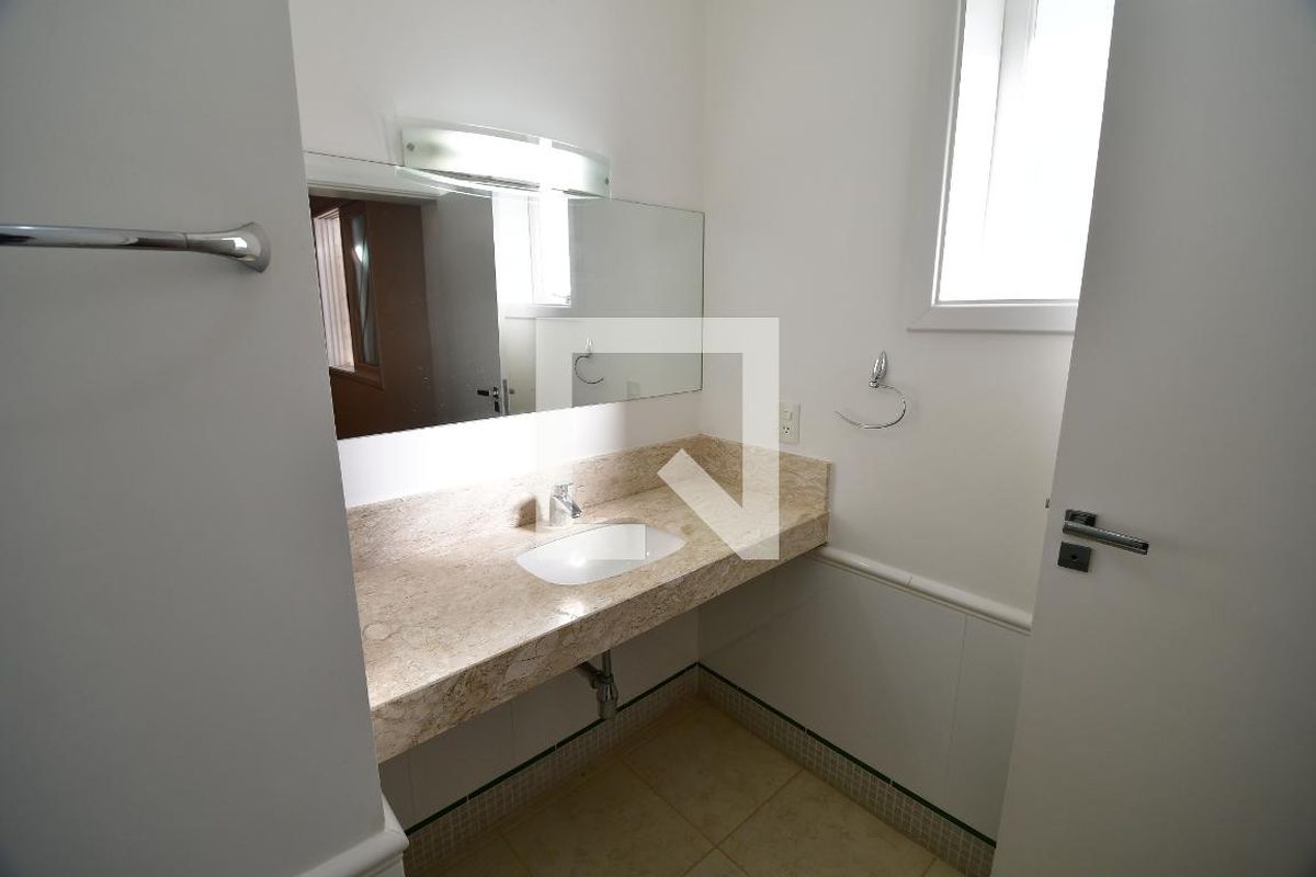 Casa à Venda - Lot. Alphaville Campinas, 4 Quartos,  500 m2 em , Campinas - sp | SoloBR