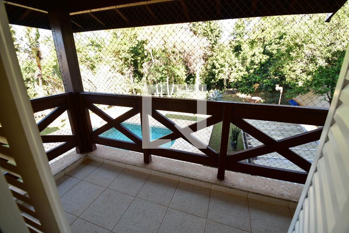 Casa à Venda - Lot. Alphaville Campinas, 4 Quartos,  500 m2 em , Campinas - sp | SoloBR