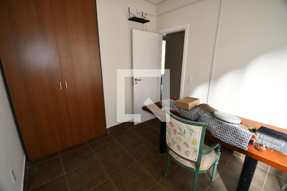 Casa à Venda - Lot. Alphaville Campinas, 4 Quartos,  500 m2 em , Campinas - sp | SoloBR