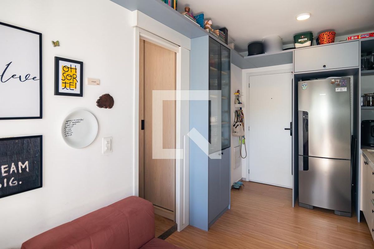 Apartamento, 1 quarto, 29 m² - Foto 2