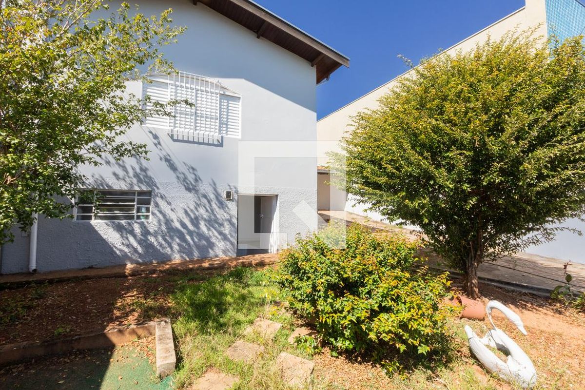 Casa à Venda - Lot. Alphaville Campinas, 3 Quartos,  140 m2 em , Campinas - sp | SoloBR