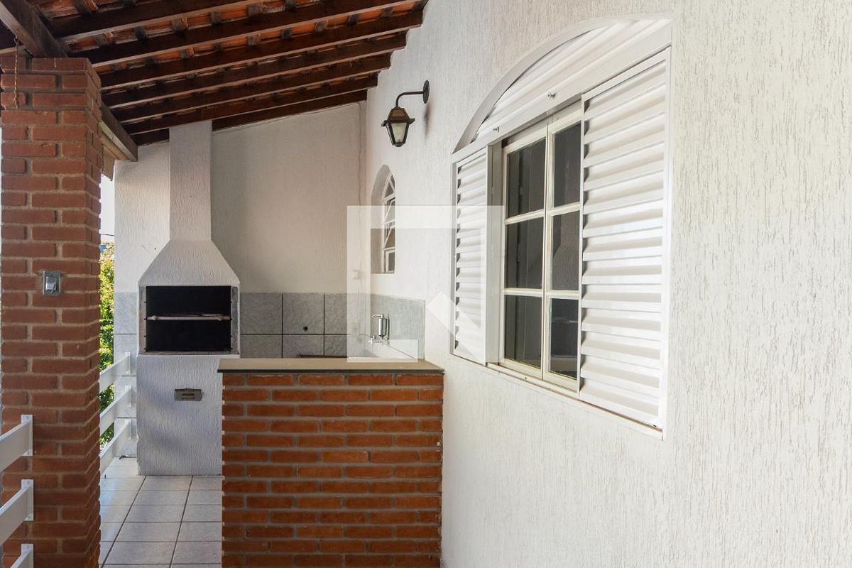 Casa à Venda - Lot. Alphaville Campinas, 3 Quartos,  140 m2 em , Campinas - sp | SoloBR