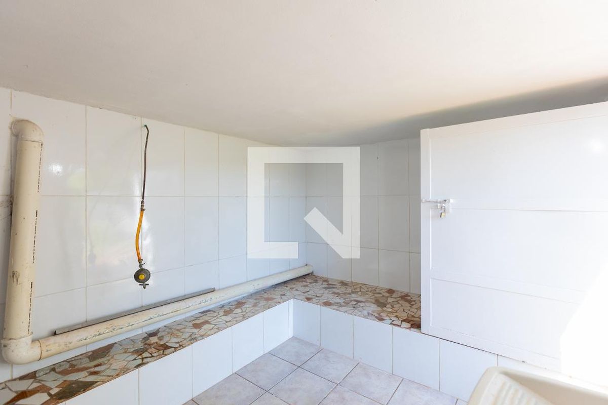 Casa à Venda - Lot. Alphaville Campinas, 3 Quartos,  140 m2 em , Campinas - sp | SoloBR