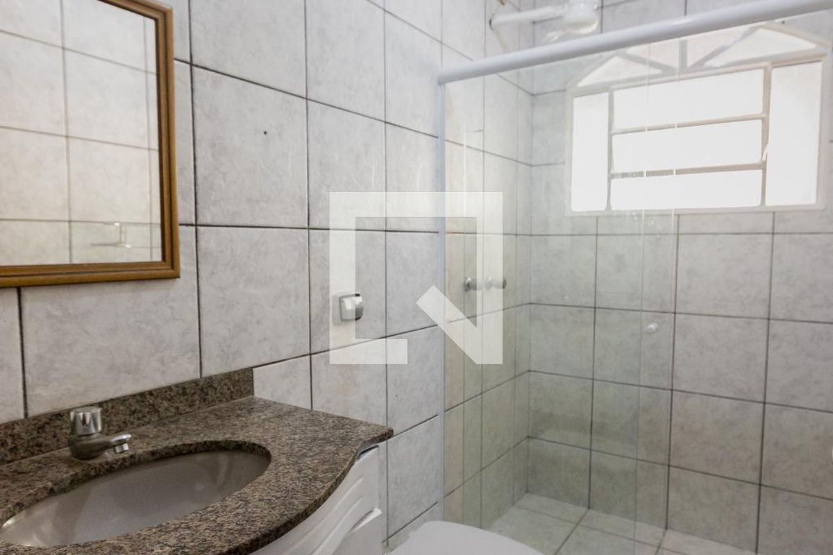 Casa à Venda - Lot. Alphaville Campinas, 3 Quartos,  140 m2 em , Campinas - sp | SoloBR