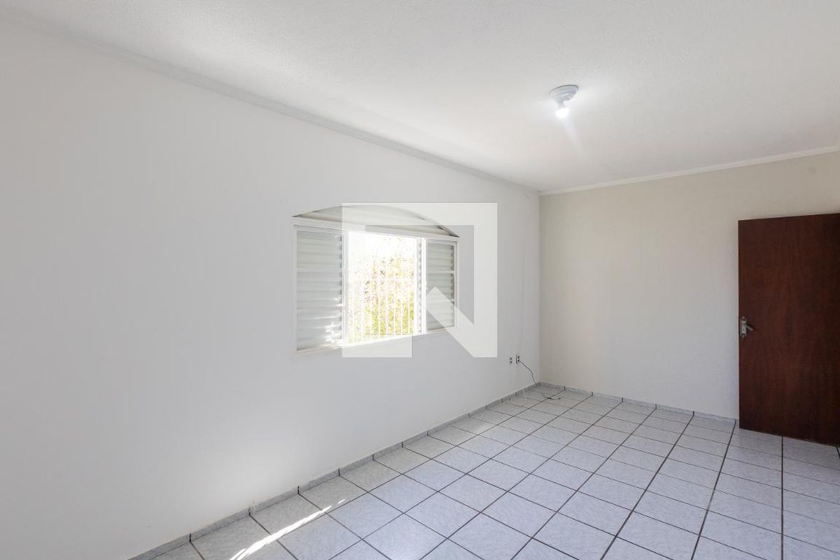 Casa à Venda - Lot. Alphaville Campinas, 3 Quartos,  140 m2 em , Campinas - sp | SoloBR