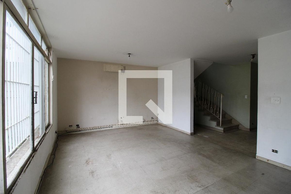 Casa, 3 quartos, 182 m² - Foto 2