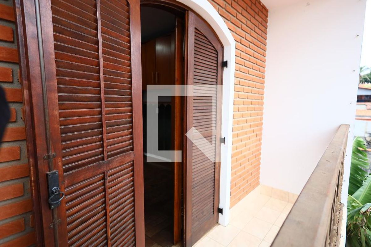 Casa, 4 quartos, 156 m² - Foto 8
