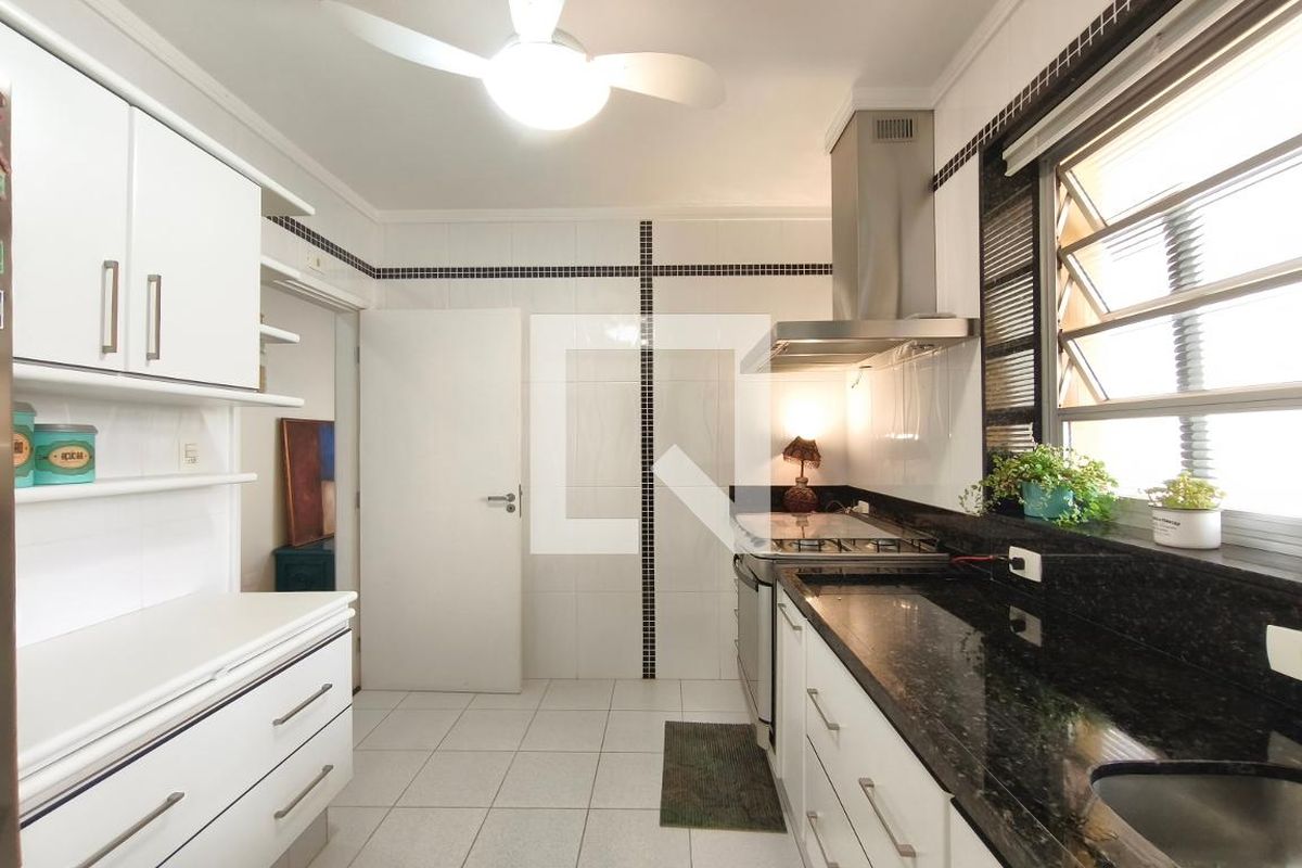 Apartamento à Venda - Cambuí, 4 Quartos,  159 m2 em , Campinas - sp | SoloBR