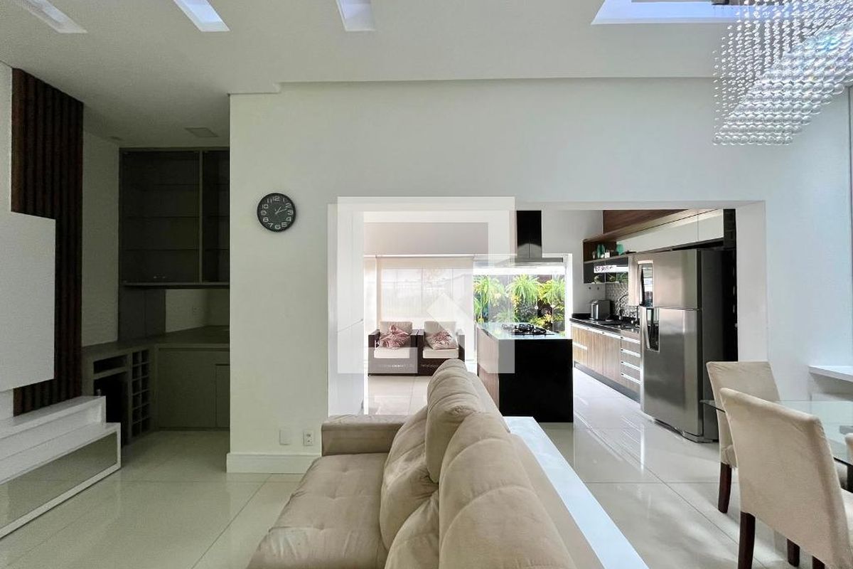 Apartamento à Venda - Mansões Santo Antônio, 2 Quartos,  217 m2 em , Campinas - sp | SoloBR