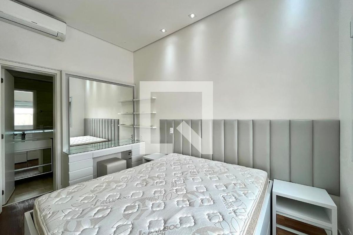 Apartamento à Venda - Mansões Santo Antônio, 2 Quartos,  217 m2 em , Campinas - sp | SoloBR