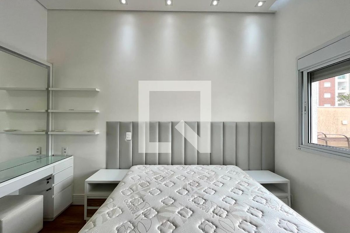 Apartamento à Venda - Mansões Santo Antônio, 2 Quartos,  217 m2 em , Campinas - sp | SoloBR