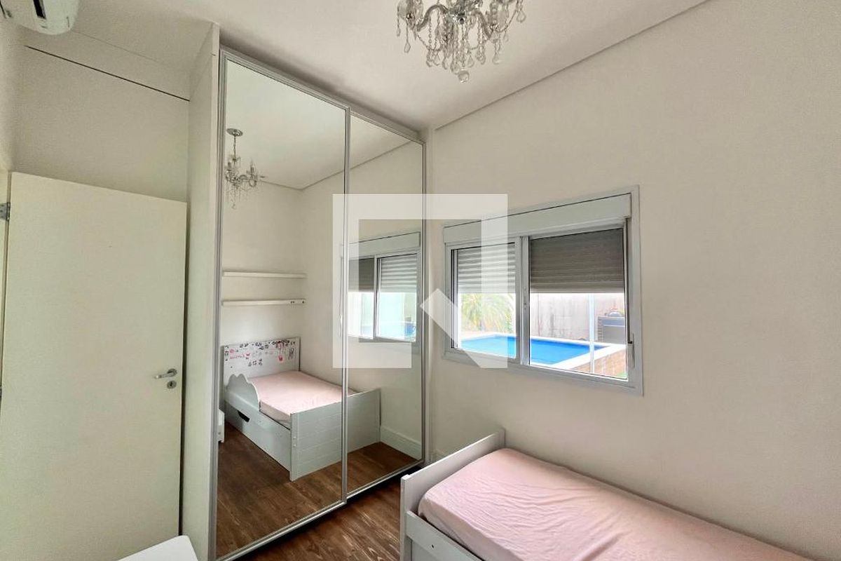 Apartamento à Venda - Mansões Santo Antônio, 2 Quartos,  217 m2 em , Campinas - sp | SoloBR
