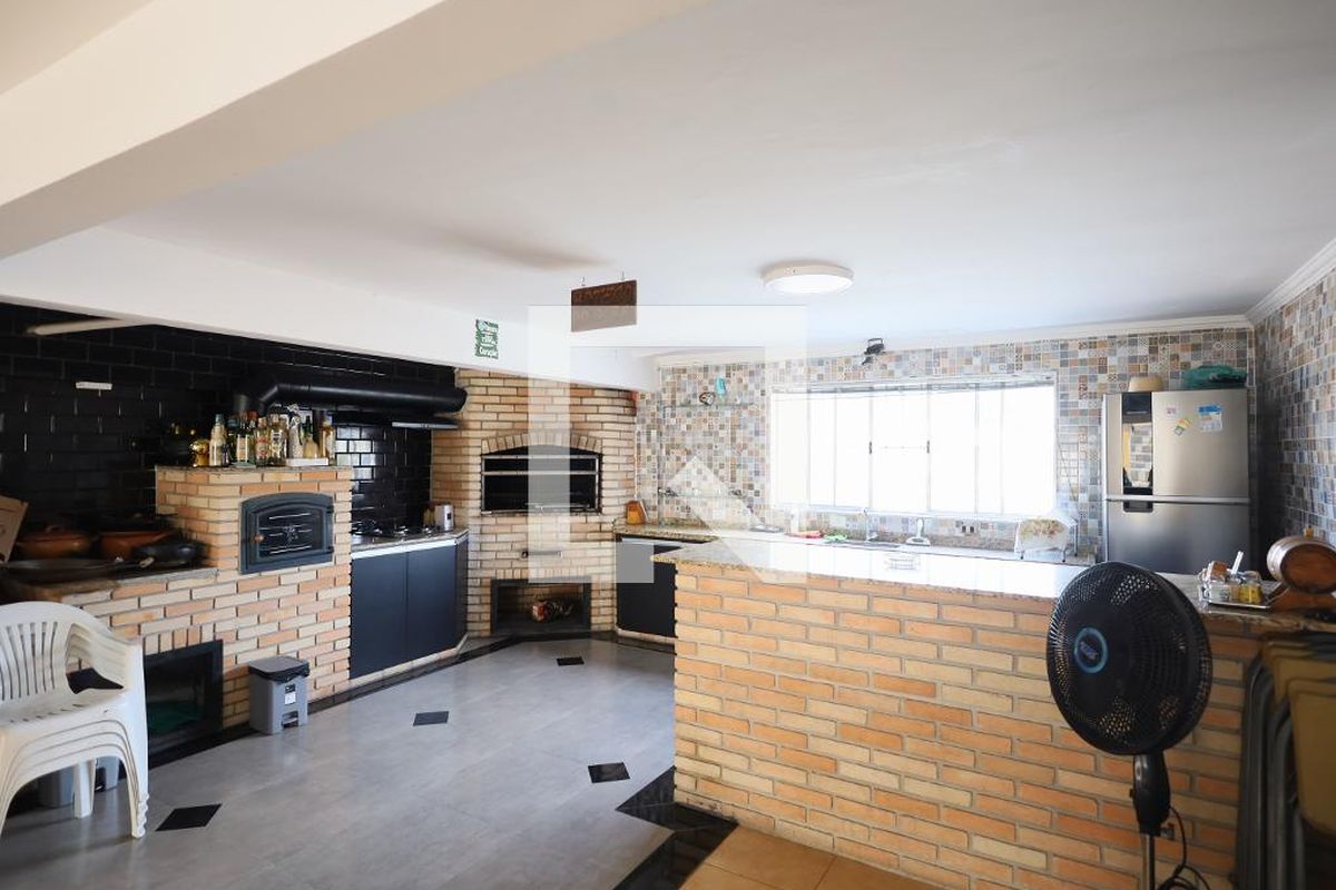 Casa, 4 quartos, 270 m² - Foto 48