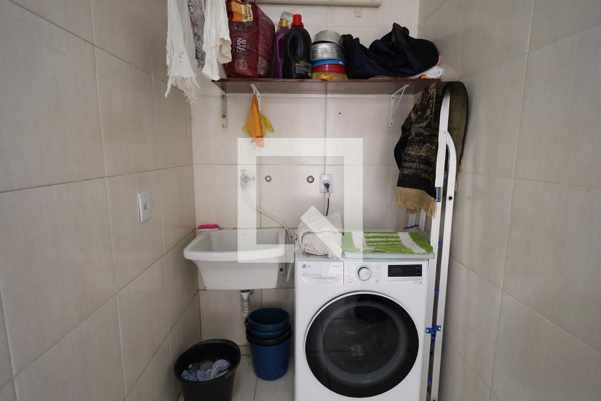 Casa, 4 quartos, 270 m² - Foto 38