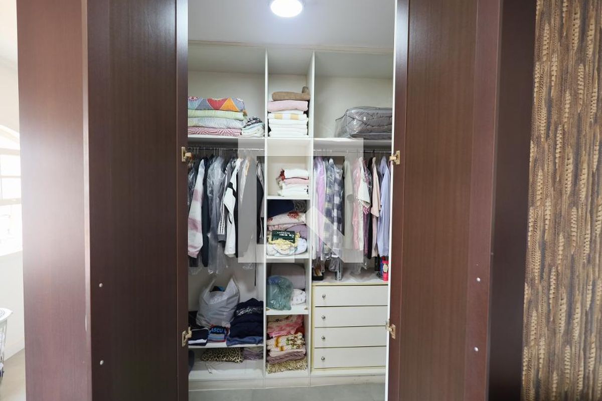 Casa, 4 quartos, 270 m² - Foto 18