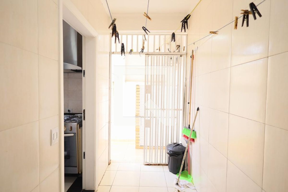 Casa, 4 quartos, 270 m² - Foto 39