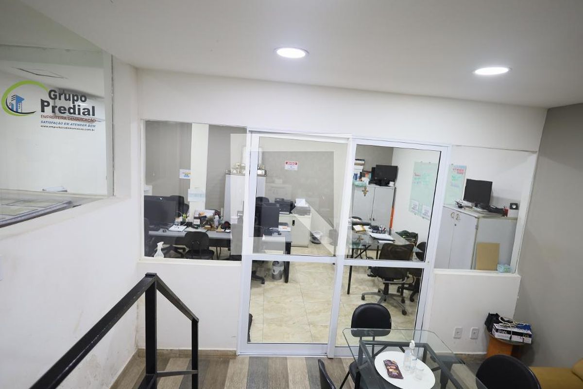 Casa, 4 quartos, 270 m² - Foto 44