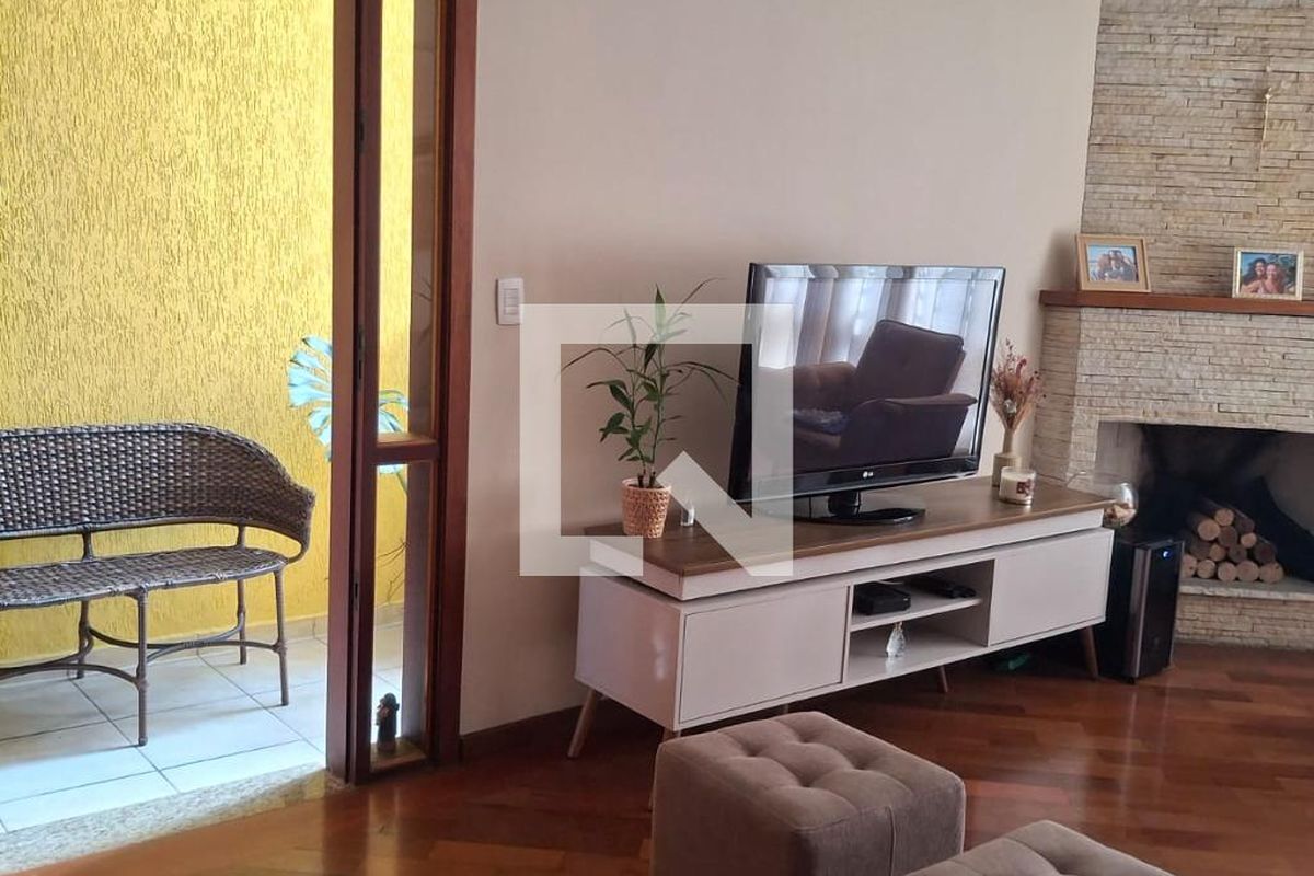 Casa, 3 quartos, 141 m² - Foto 5