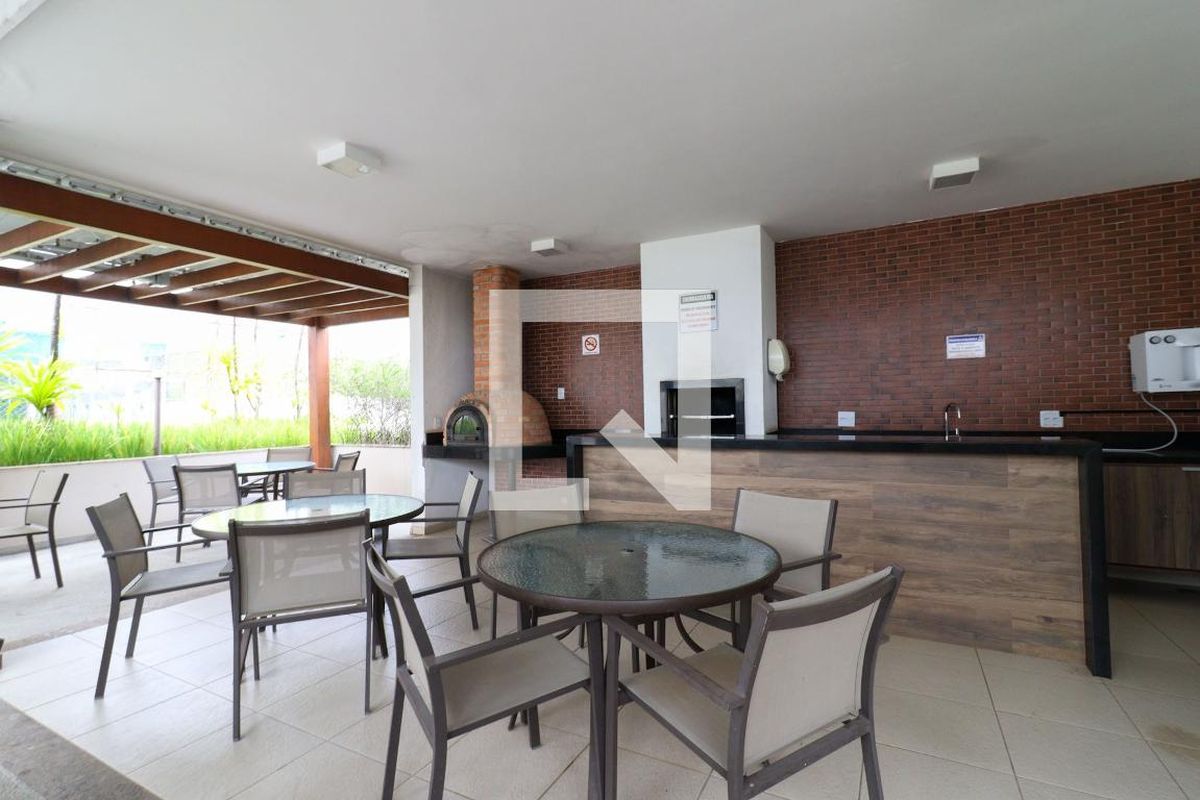 Apartamento à Venda - Mansões Santo Antônio, 2 Quartos,  65 m2 em , Campinas - sp | SoloBR